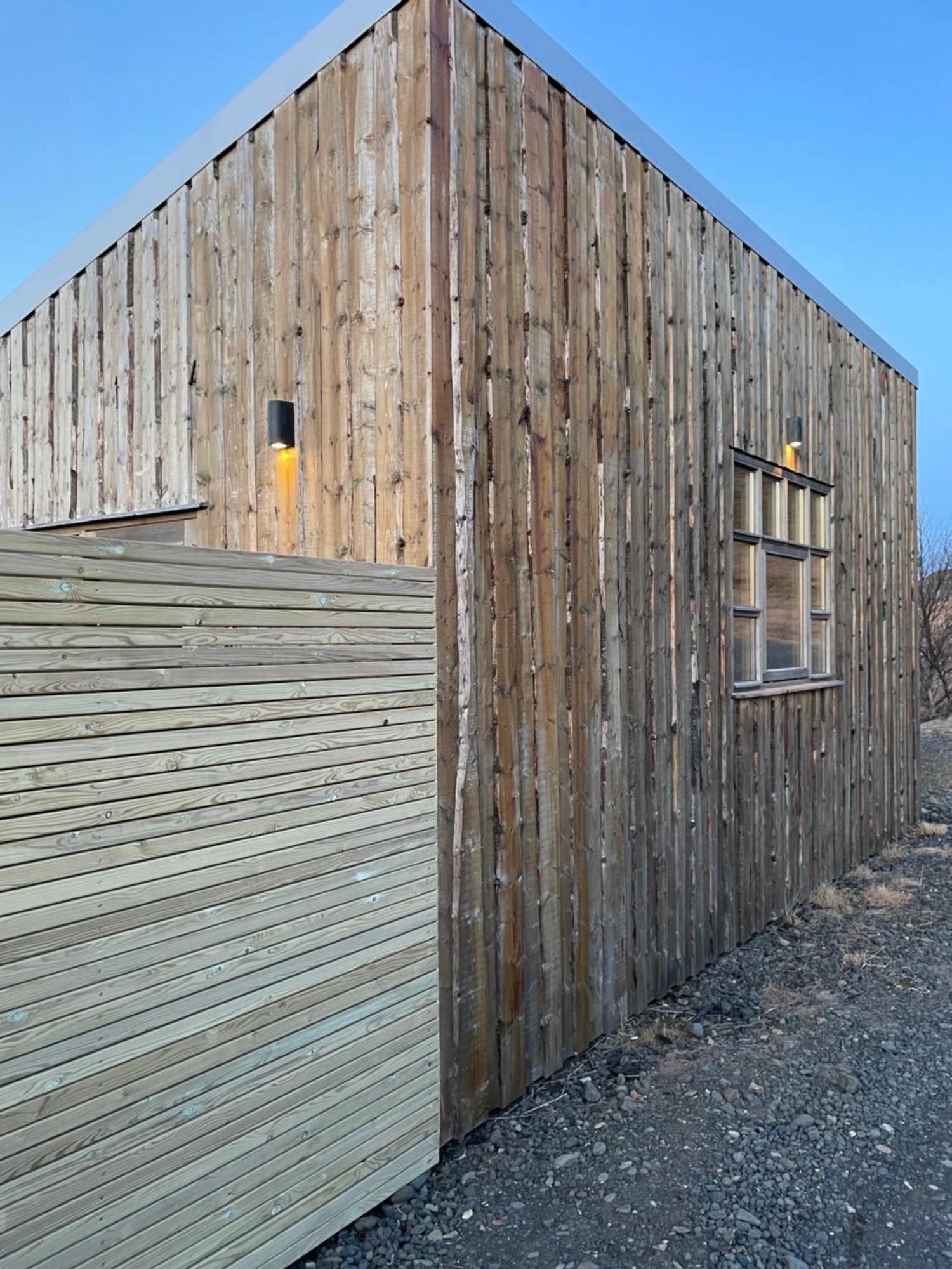 Arngrimslundur Lodge *